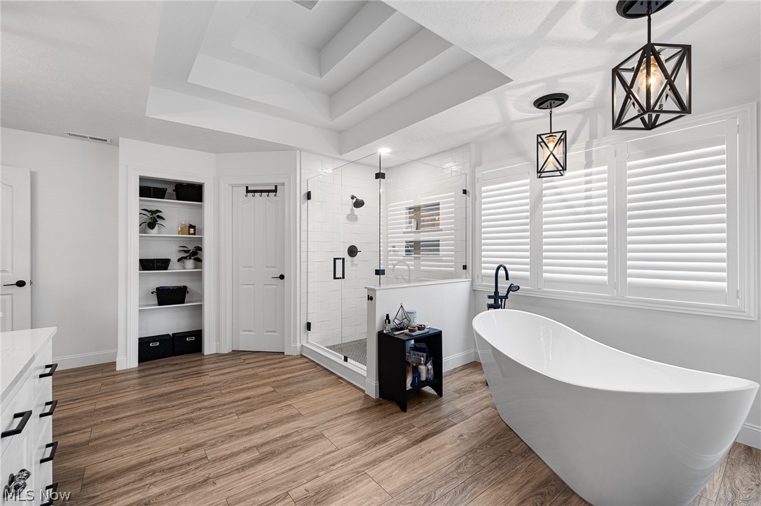 4454 Doral Drive Avon OH 44011