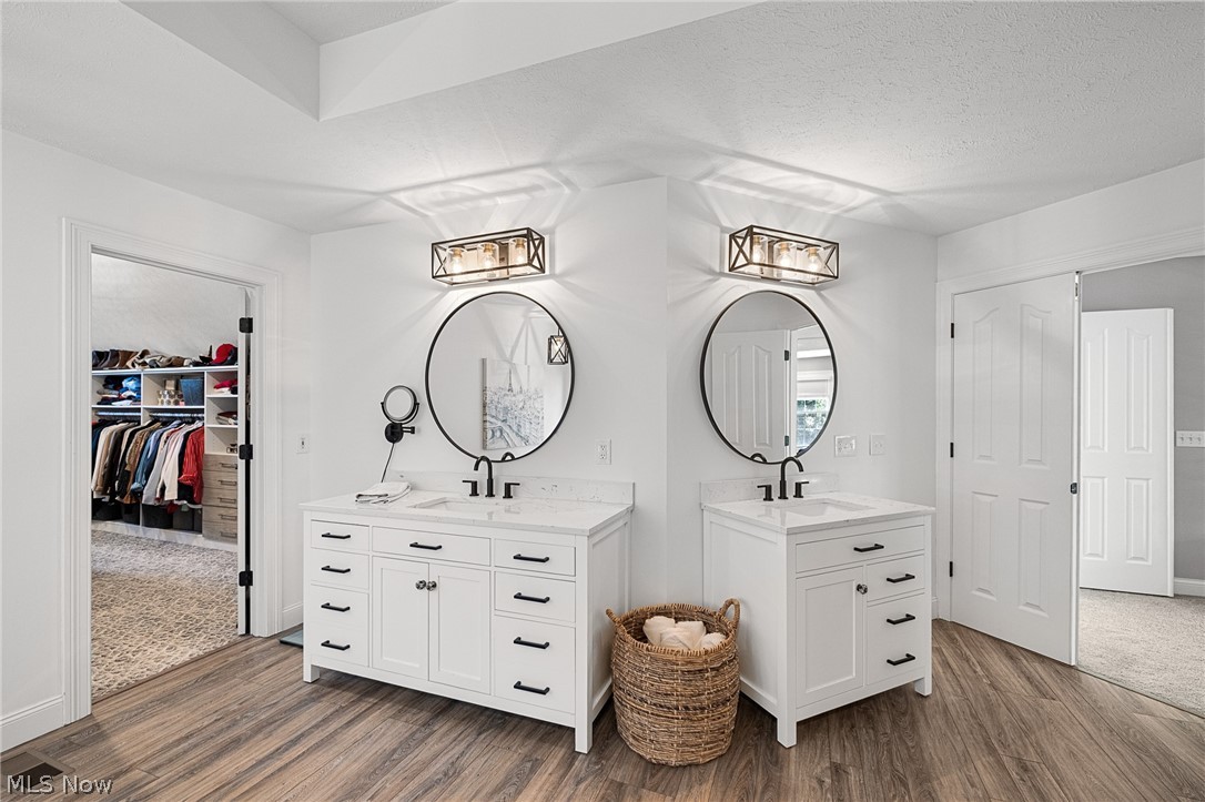 4454 Doral Drive Avon OH 44011