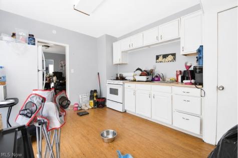 15811 Arcade Avenue Cleveland OH 44110