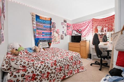 15811 Arcade Avenue Cleveland OH 44110