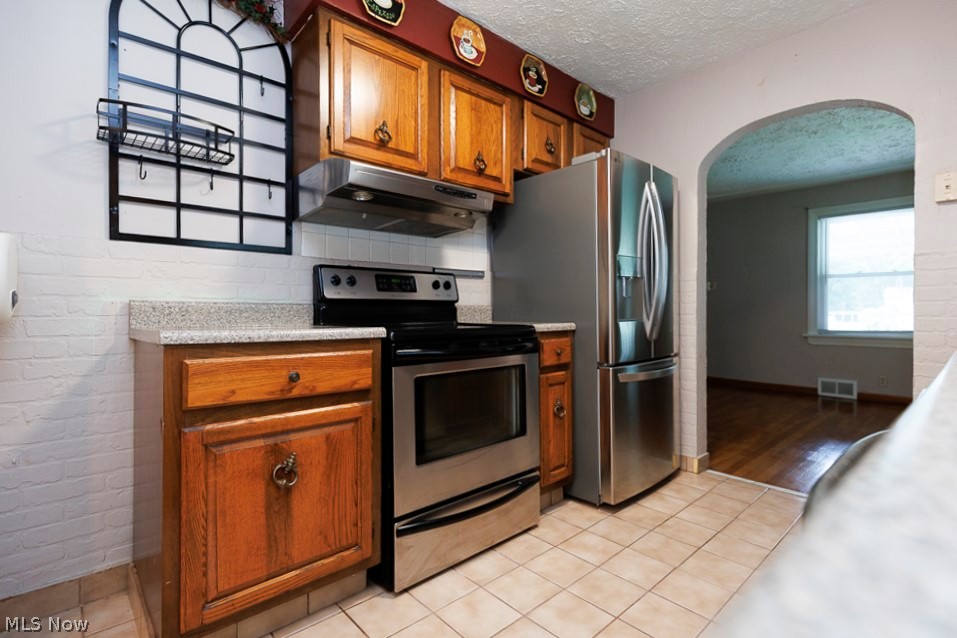 114 Sheriff Street Elyria OH 44035