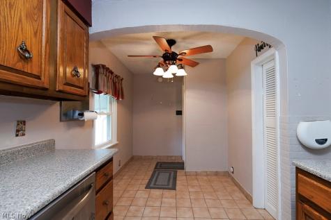 114 Sheriff Street Elyria OH 44035
