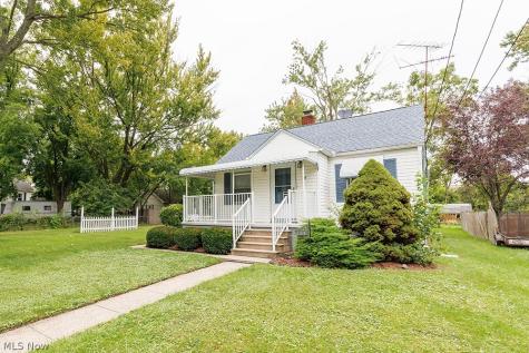 114 Sheriff Street Elyria OH 44035