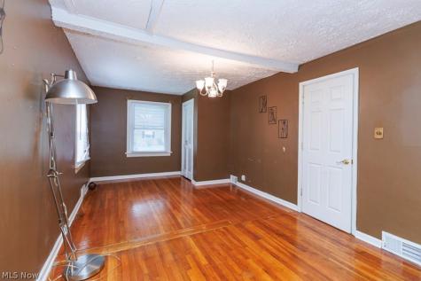 114 Sheriff Street Elyria OH 44035