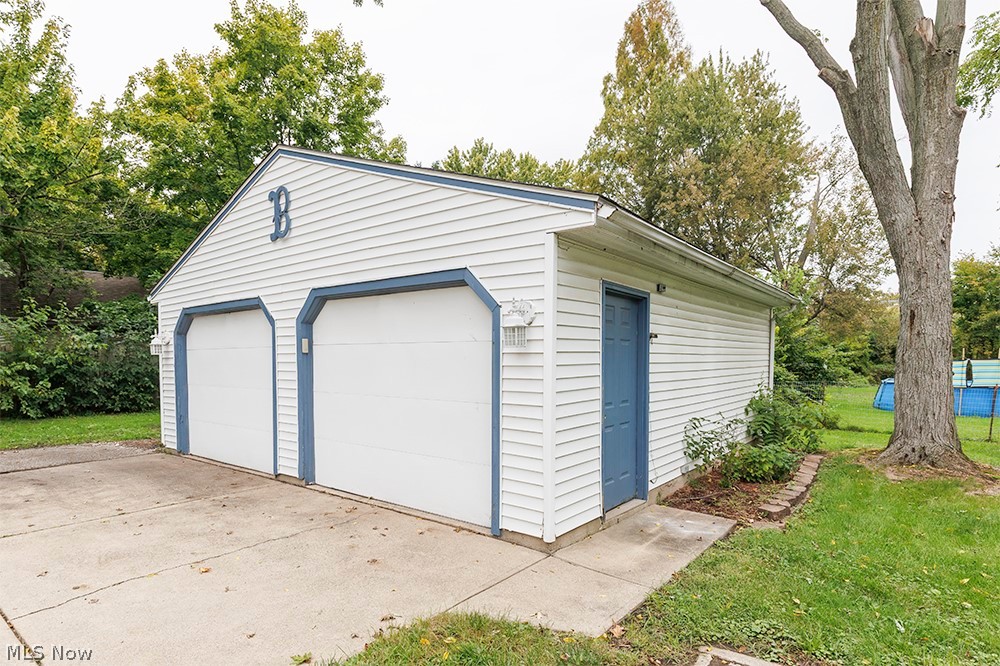 114 Sheriff Street Elyria OH 44035