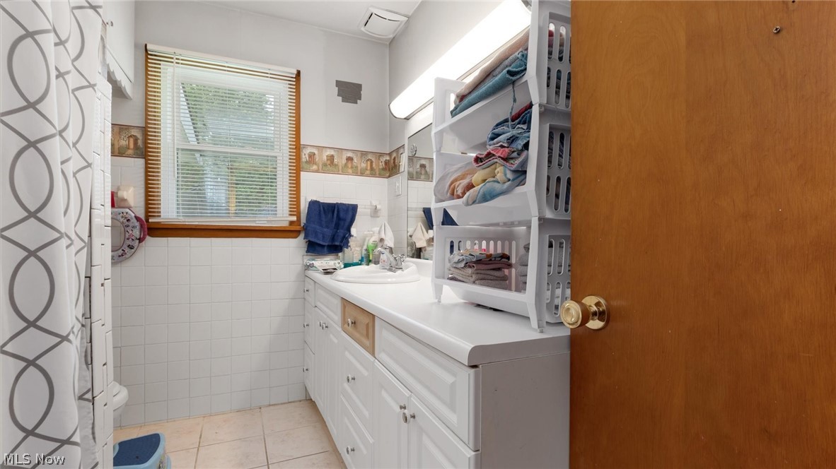 280 E Highland Drive Zanesville OH 43701