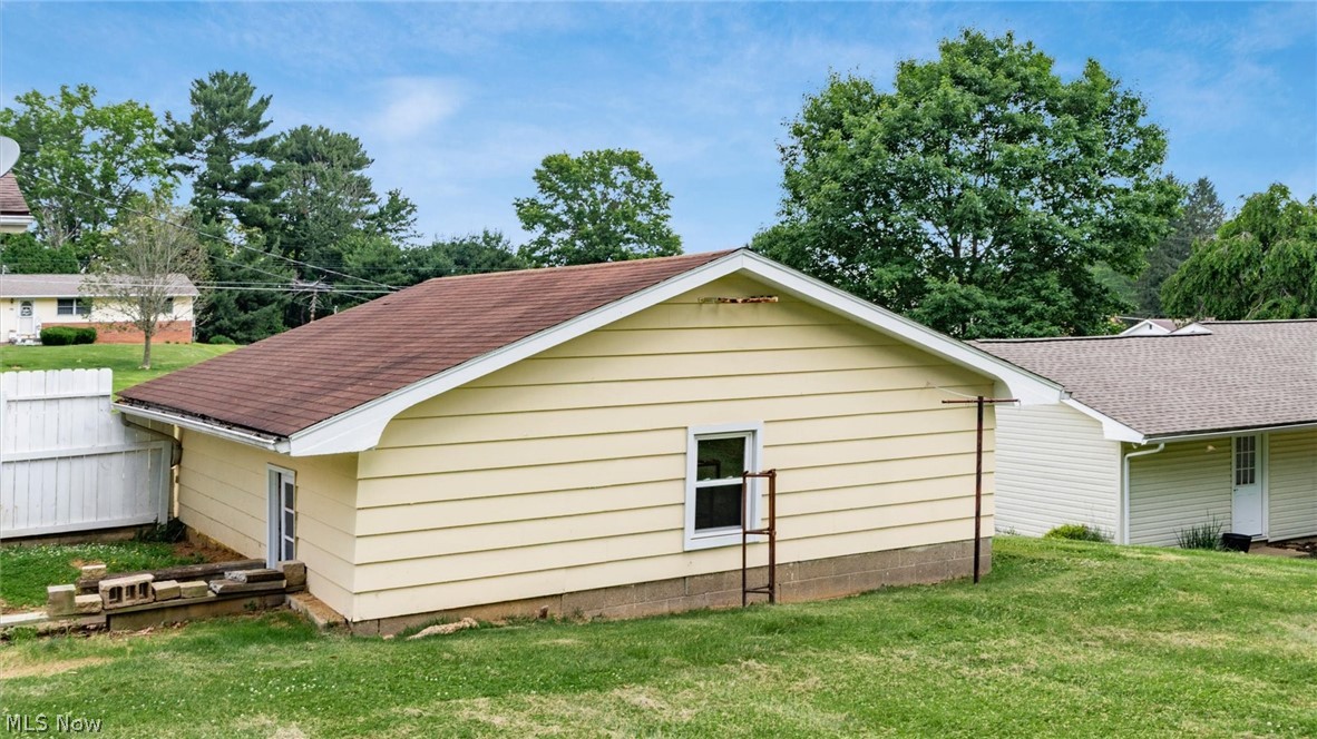 280 E Highland Drive Zanesville OH 43701