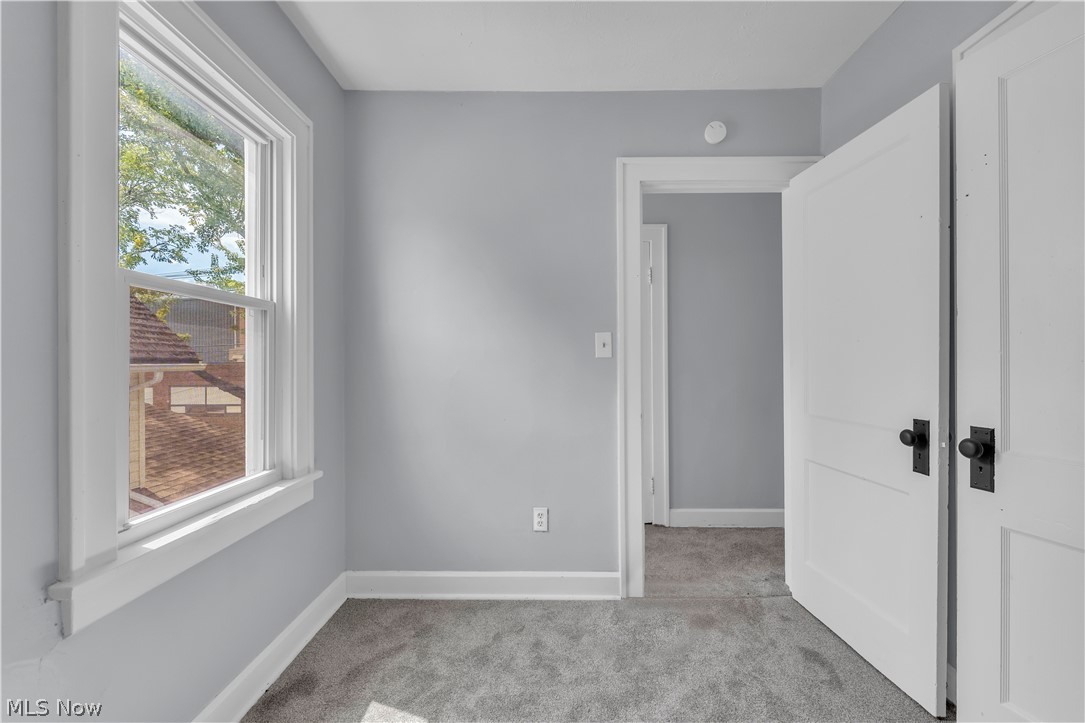 2153 W 106th Street Cleveland OH 44102