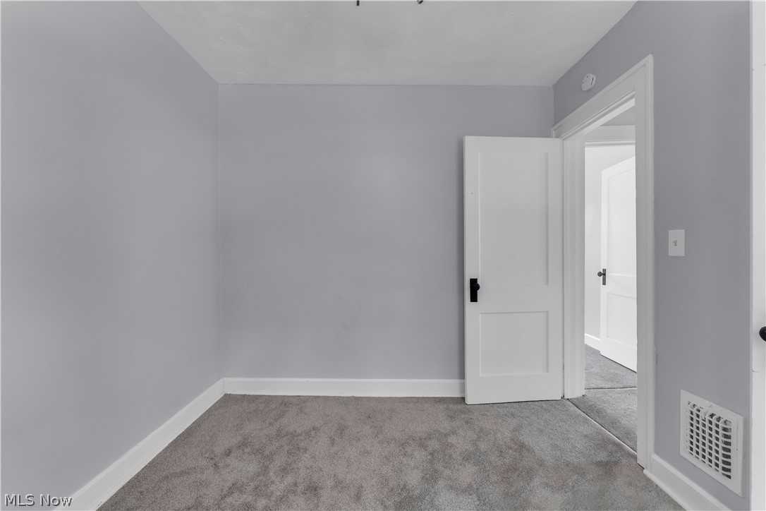 2153 W 106th Street Cleveland OH 44102
