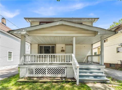2153 W 106th Street Cleveland OH 44102