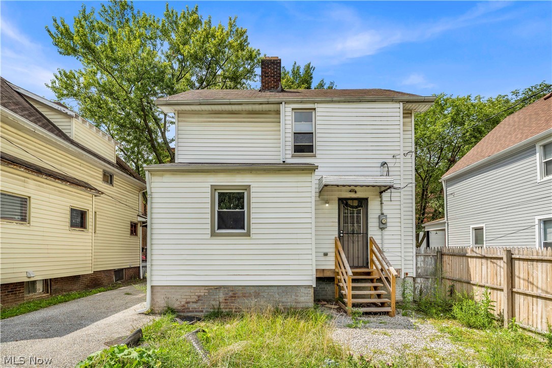 2153 W 106th Street Cleveland OH 44102