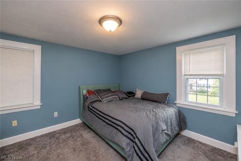 1949 Auten Drive Akron OH 44320