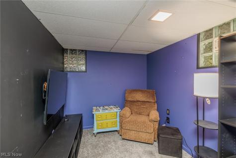1949 Auten Drive Akron OH 44320