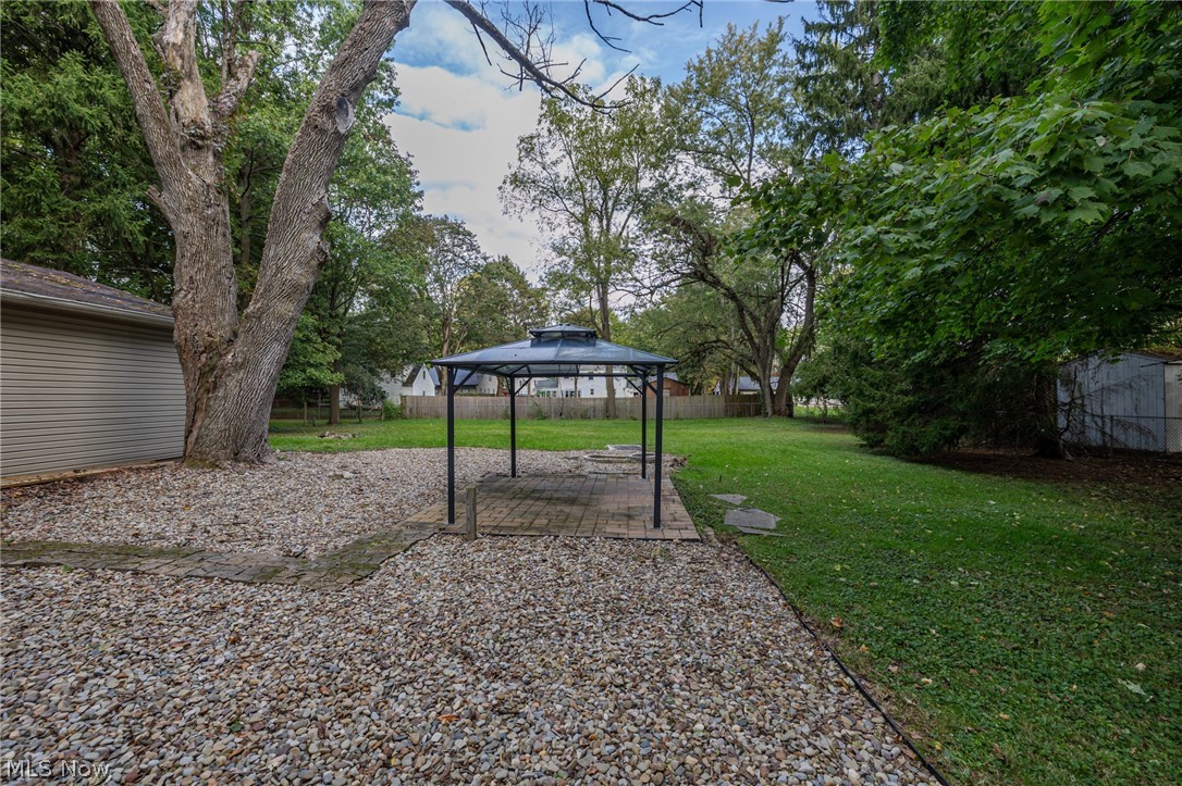 1949 Auten Drive Akron OH 44320