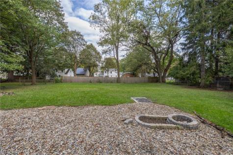 1949 Auten Drive Akron OH 44320