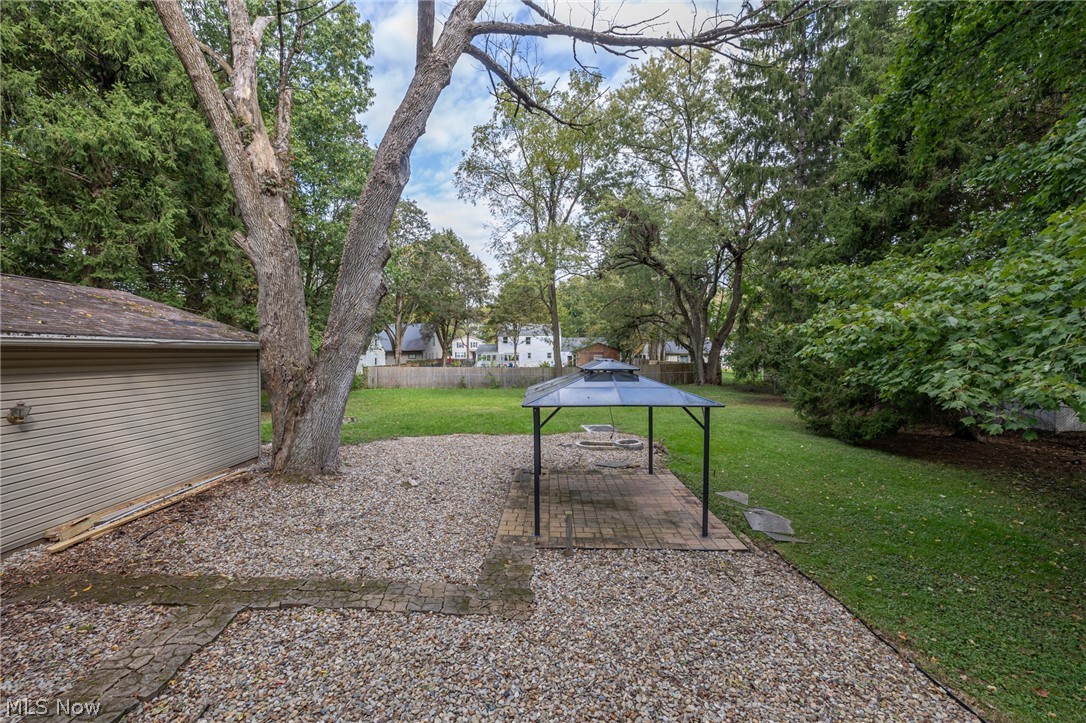 1949 Auten Drive Akron OH 44320