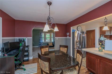 1949 Auten Drive Akron OH 44320