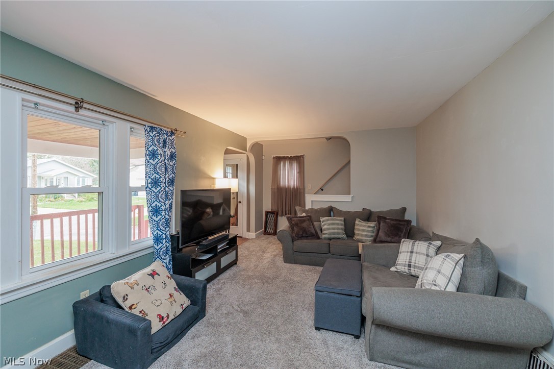 1949 Auten Drive Akron OH 44320