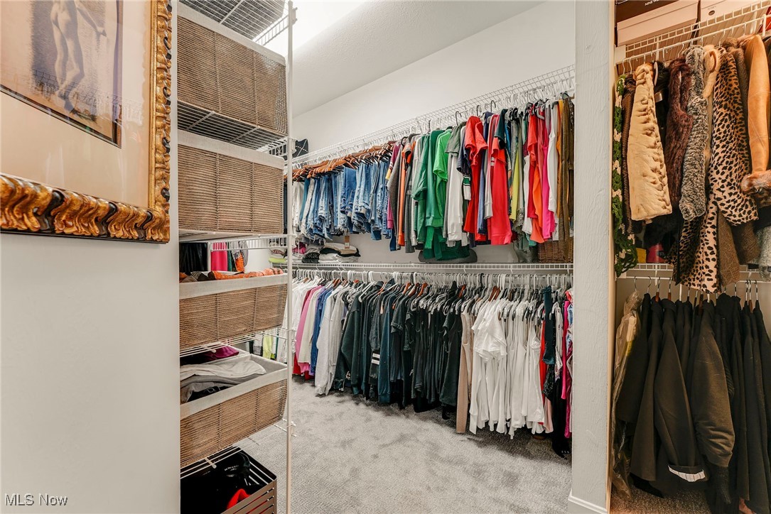 197 Raleigh Court Aurora OH 44202