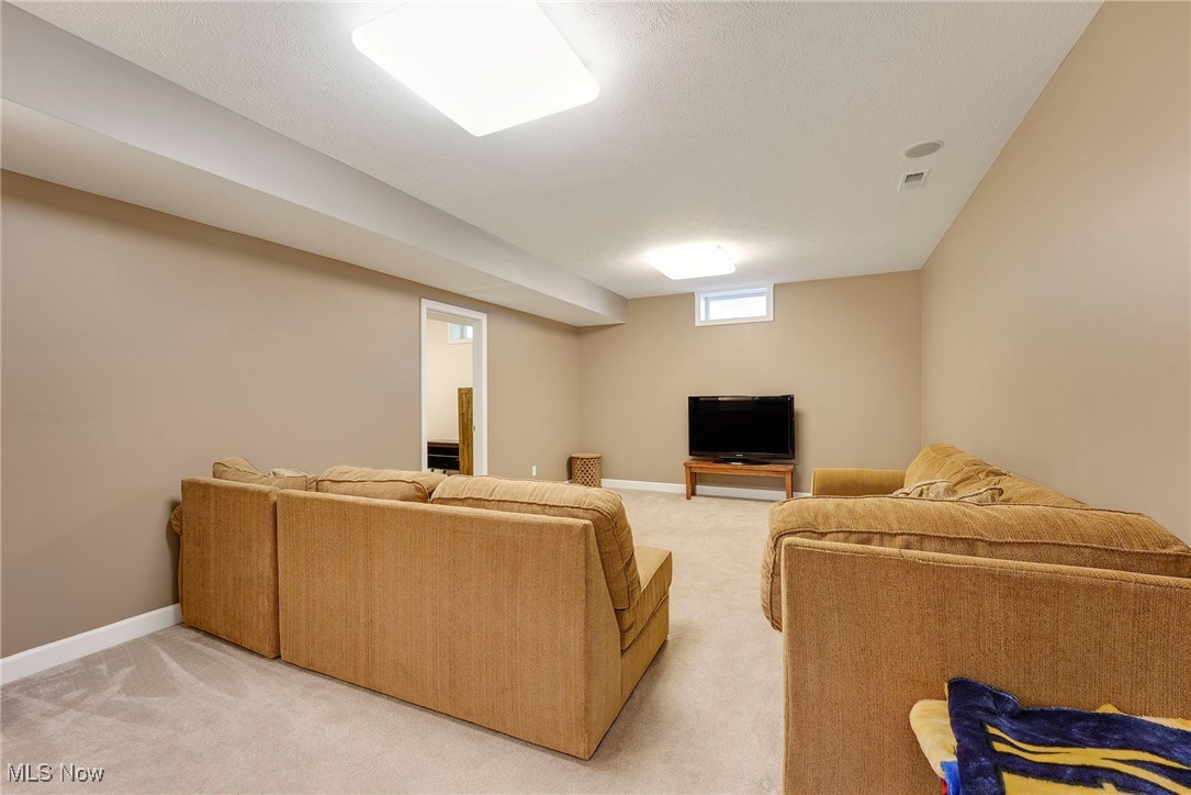 197 Raleigh Court Aurora OH 44202