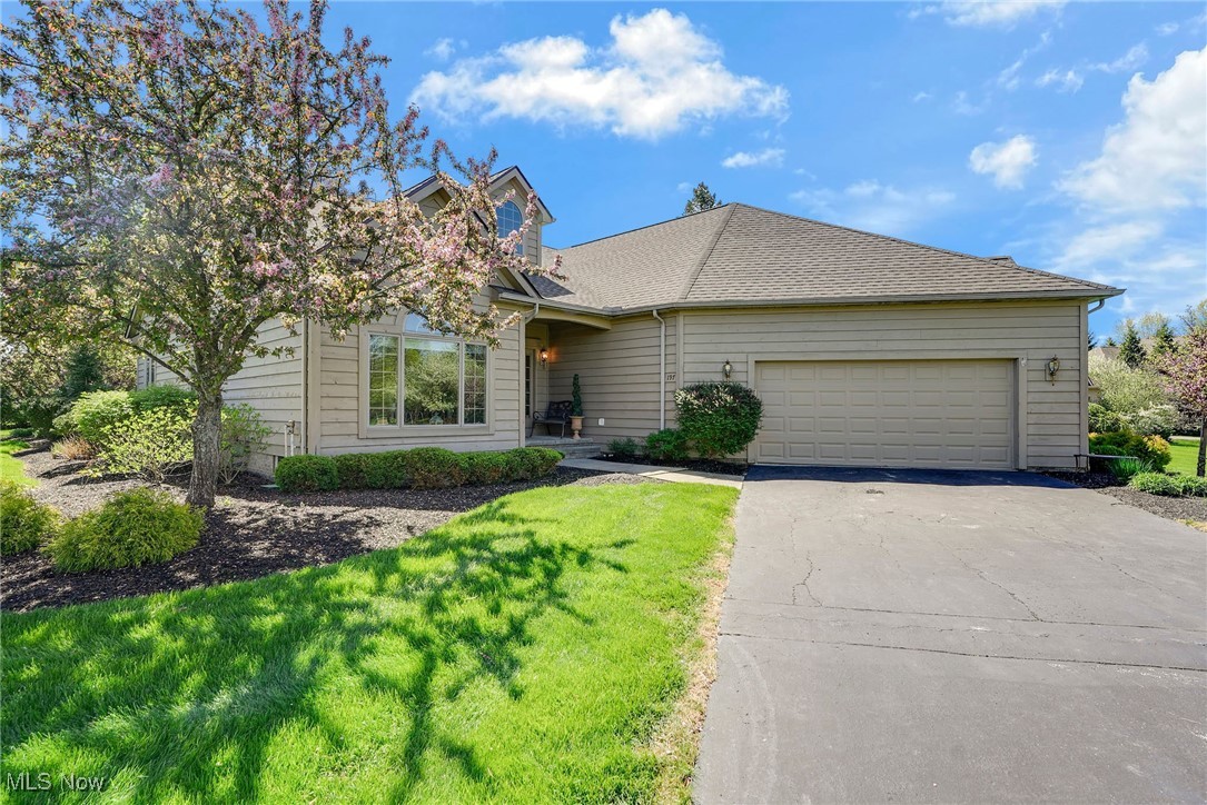 197 Raleigh Court Aurora OH 44202