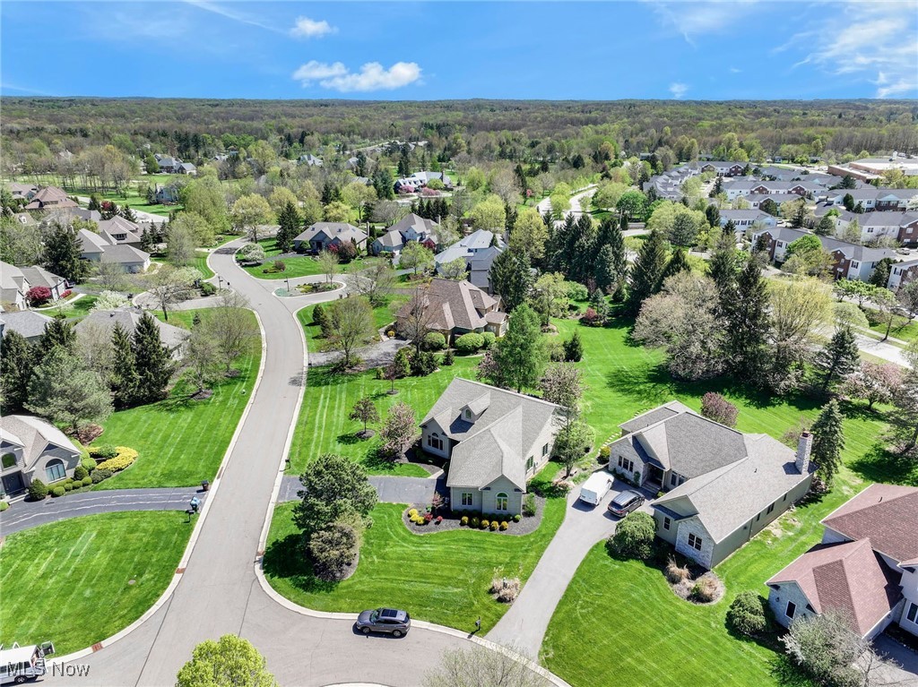 197 Raleigh Court Aurora OH 44202