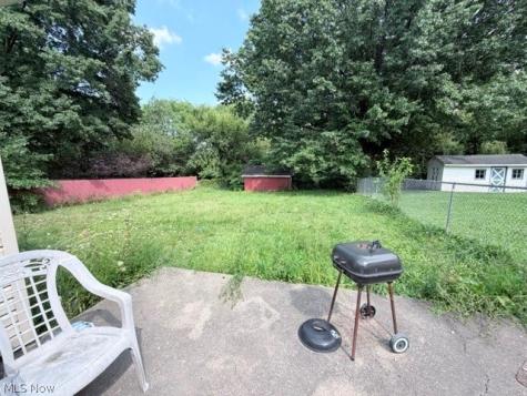 673 Rhoda Avenue Youngstown OH 44509
