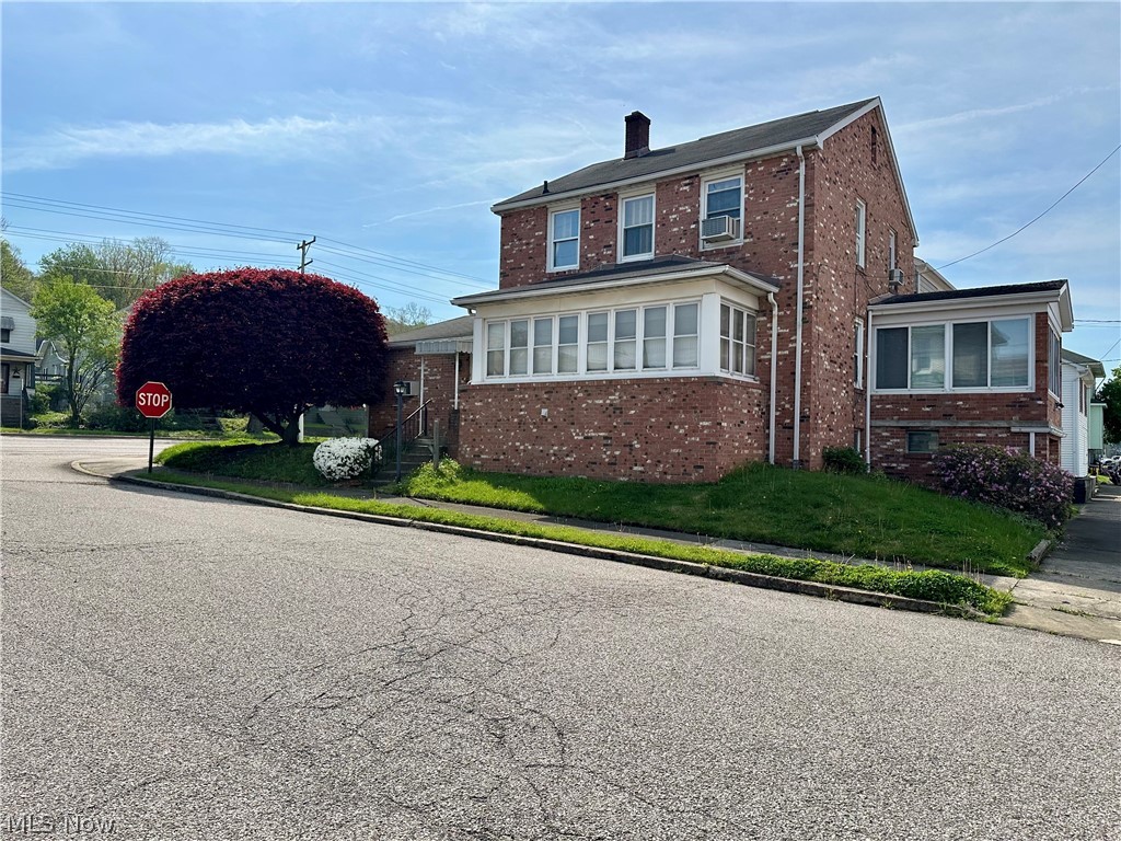 2023 Commerce Street Wellsburg WV 26070
