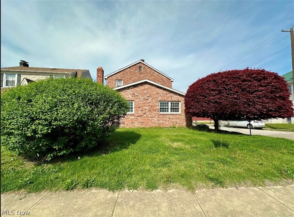 2023 Commerce Street Wellsburg WV 26070
