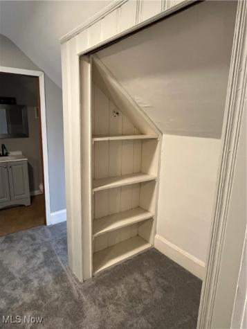 2053 W 95th Street Cleveland OH 44102