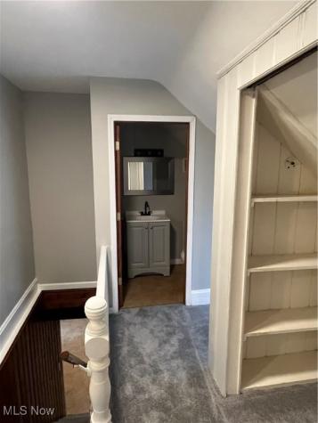 2053 W 95th Street Cleveland OH 44102