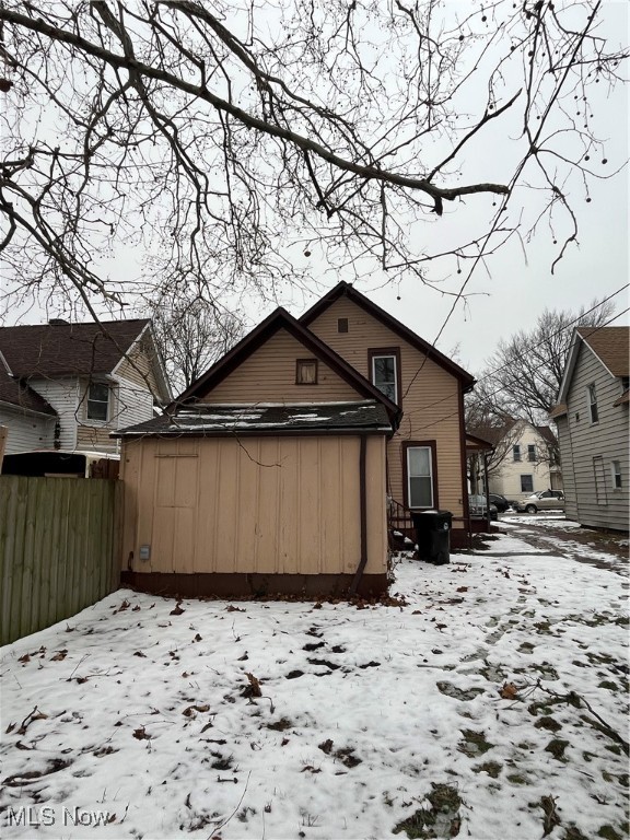 2053 W 95th Street Cleveland OH 44102