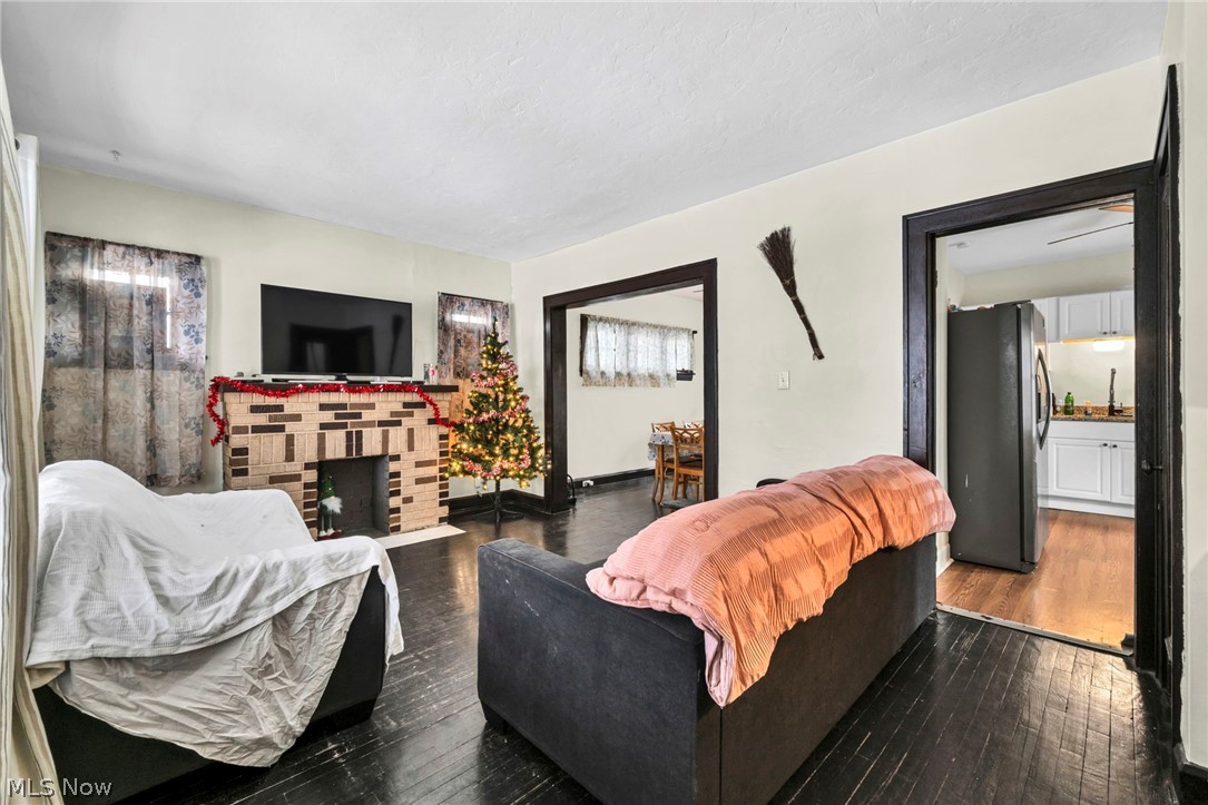 4225 W 50th Street Cleveland OH 44144
