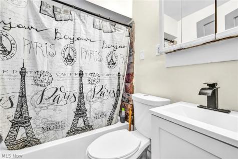 4225 W 50th Street Cleveland OH 44144