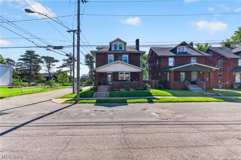 140 Smith Avenue NW Canton OH 44708