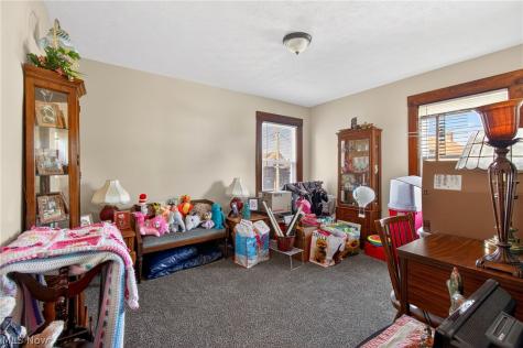140 Smith Avenue NW Canton OH 44708