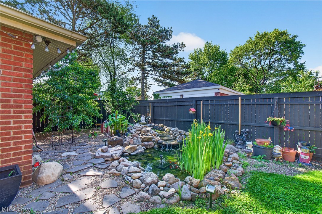 140 Smith Avenue NW Canton OH 44708