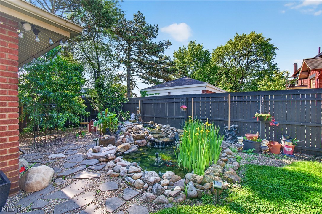 140 Smith Avenue NW Canton OH 44708