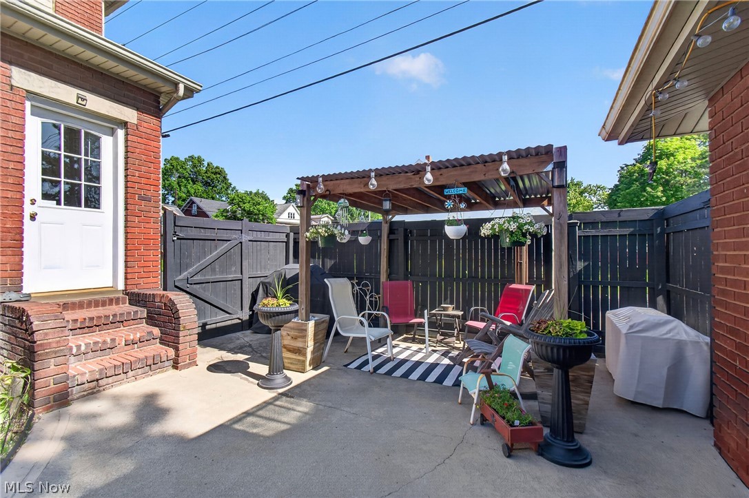 140 Smith Avenue NW Canton OH 44708