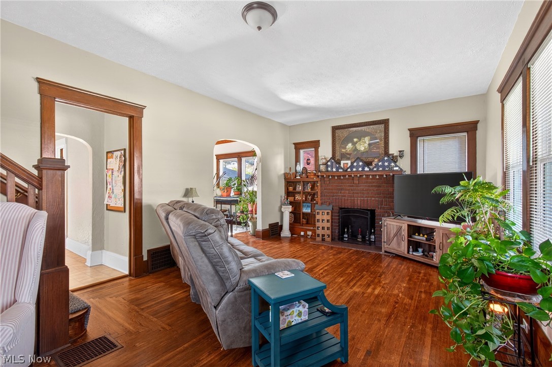 140 Smith Avenue NW Canton OH 44708