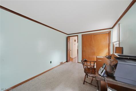 41 8th Street Barberton OH 44203