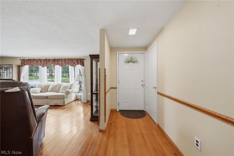 41 8th Street Barberton OH 44203