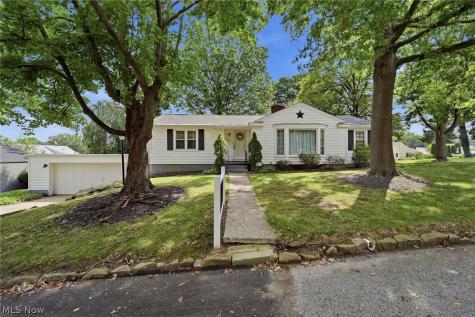 41 8th Street Barberton OH 44203