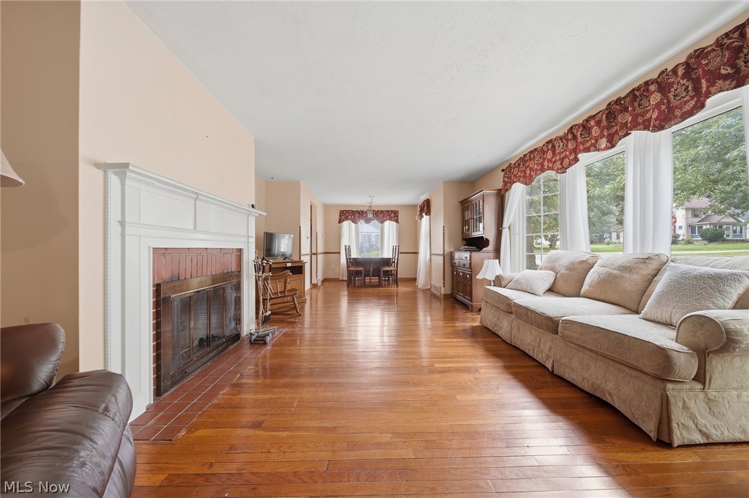 41 8th Street Barberton OH 44203