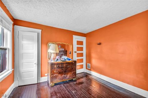9700 Hilgert Drive Cleveland OH 44104