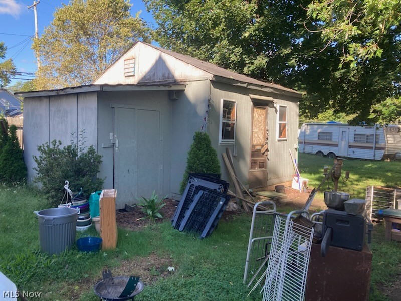 134 8th Street NE New Philadelphia OH 44663