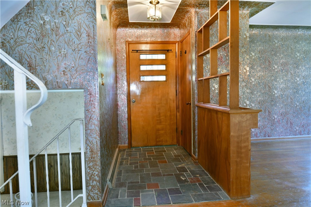 1639 Gypsy Lane Niles OH 44446