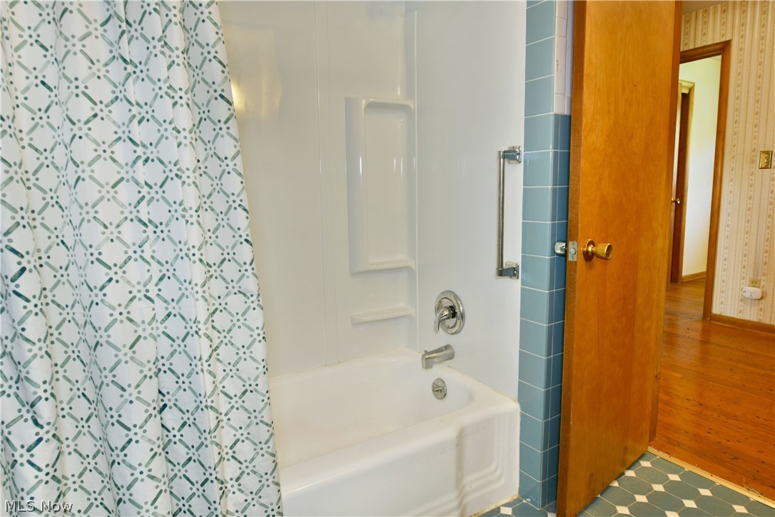 1639 Gypsy Lane Niles OH 44446