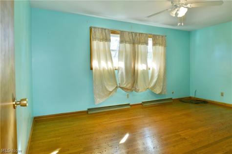 1639 Gypsy Lane Niles OH 44446