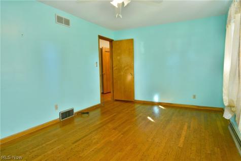 1639 Gypsy Lane Niles OH 44446